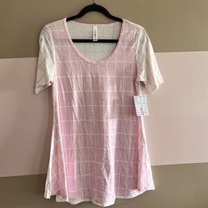 LulaRoe t shirts